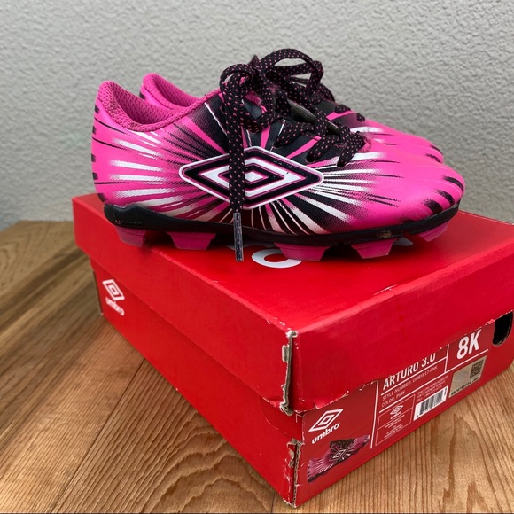 8k soccer cleats
